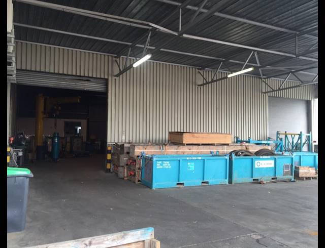 2,953M² FACTORY FOR SALE IN PAROW CENTRAL